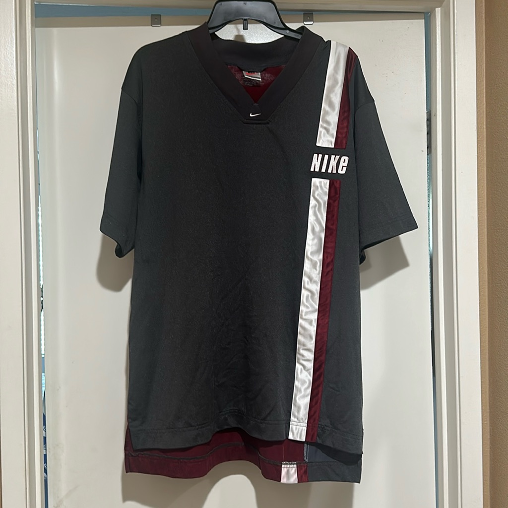 Vintage Nike Jersey Style Shirt Gray And Maroon Size Small But Runs Big